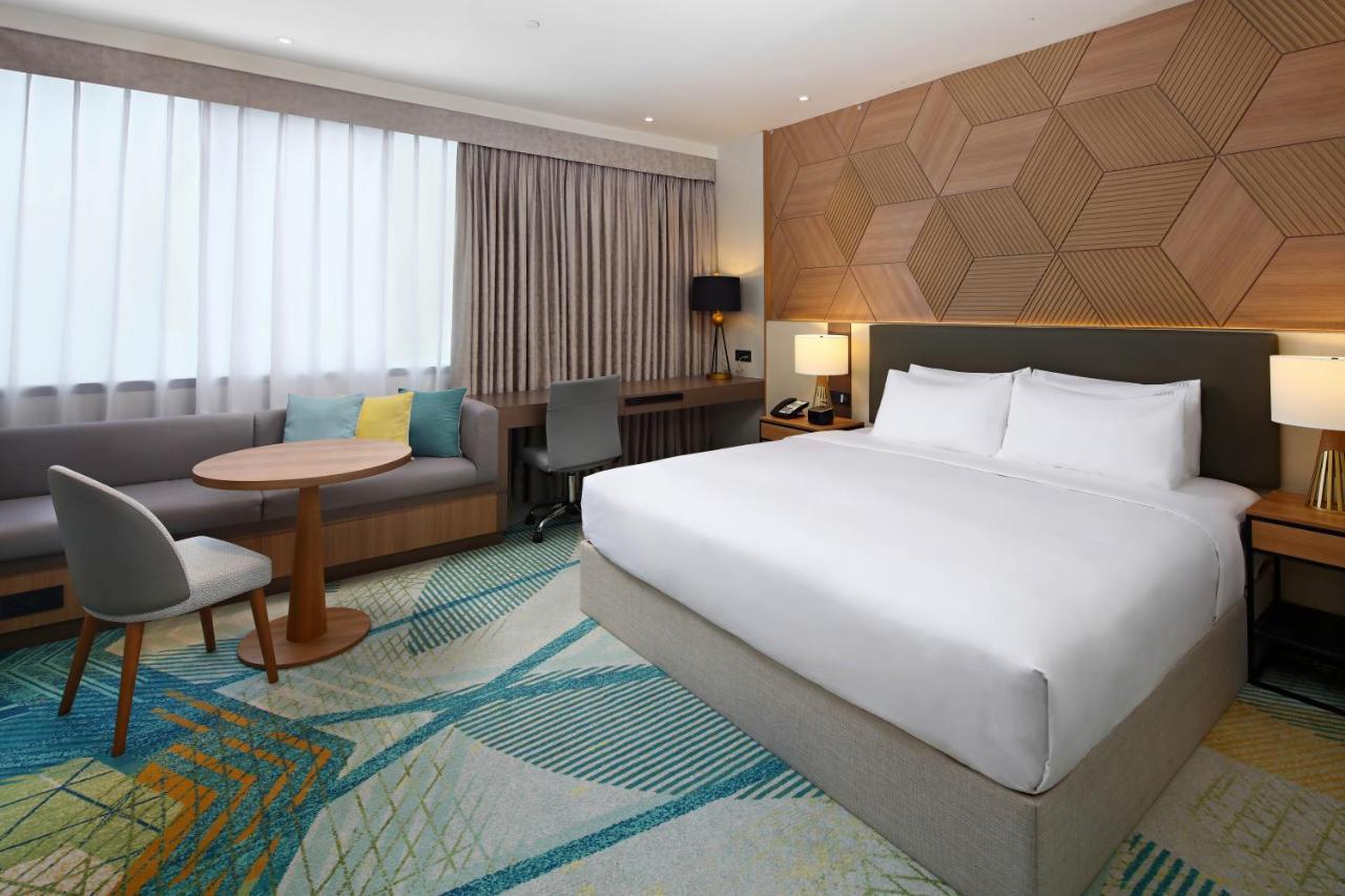 Holiday Inn Cebu City By Ihg Exterior foto