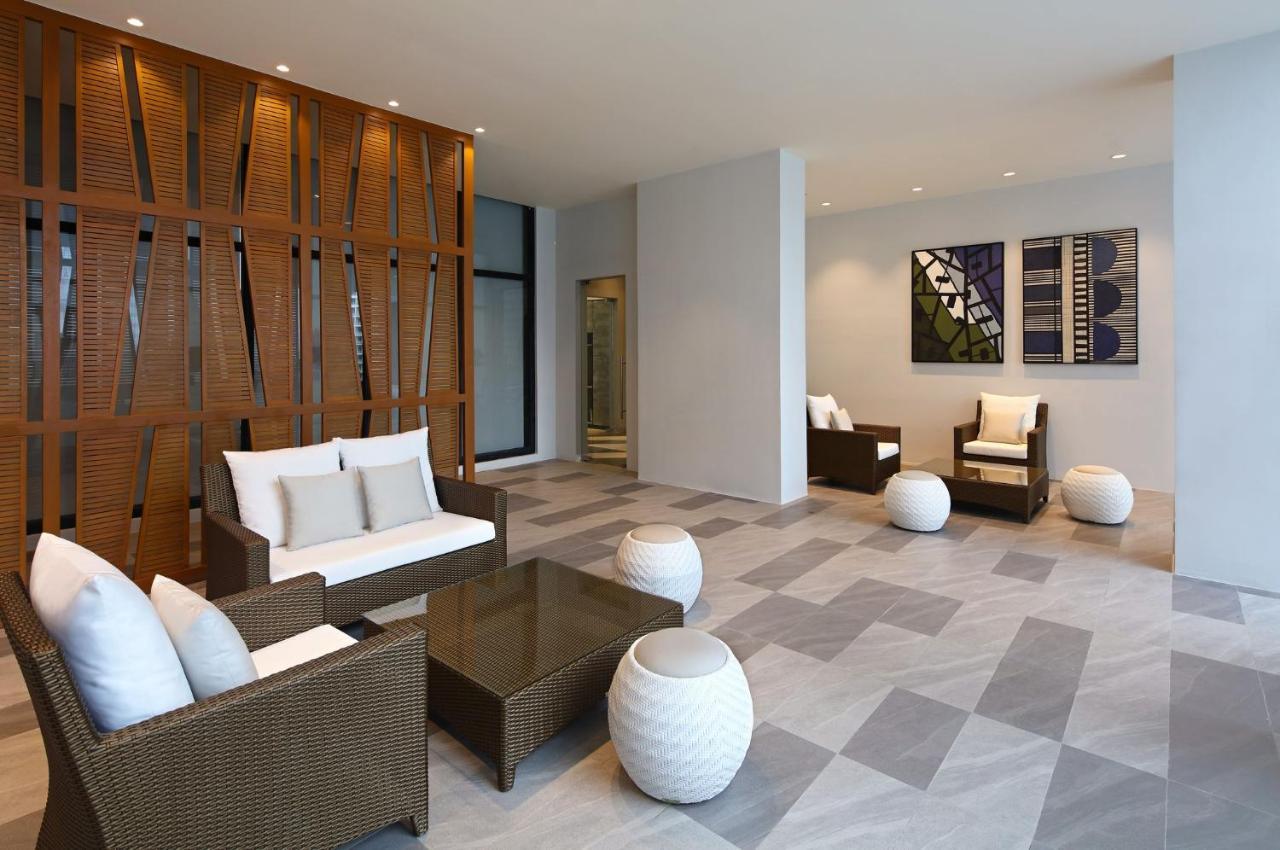 Holiday Inn Cebu City By Ihg Exterior foto