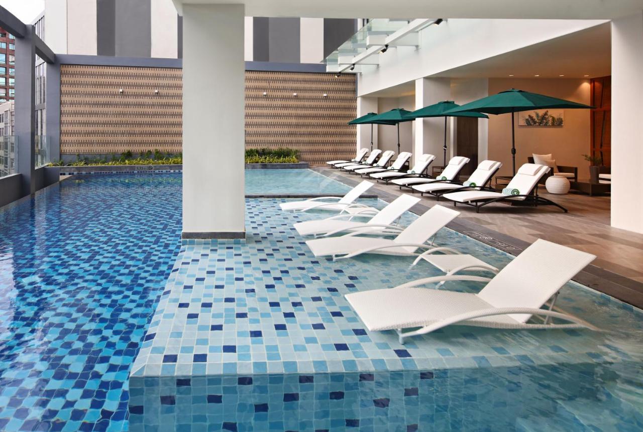 Holiday Inn Cebu City By Ihg Exterior foto
