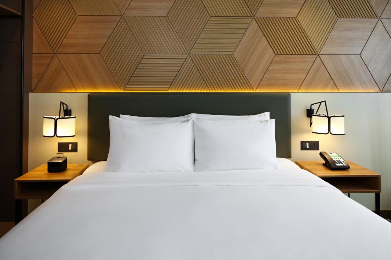 Holiday Inn Cebu City By Ihg Exterior foto