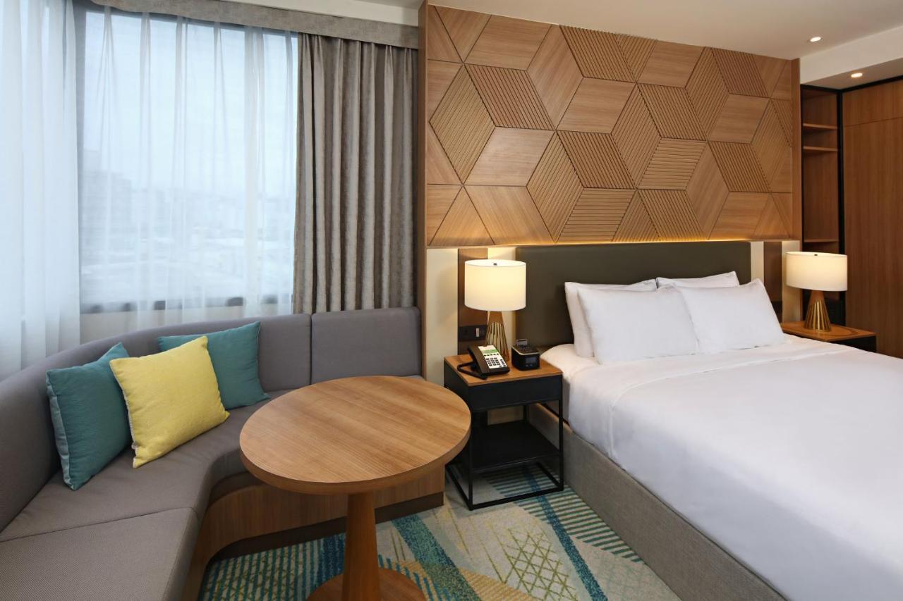 Holiday Inn Cebu City By Ihg Exterior foto