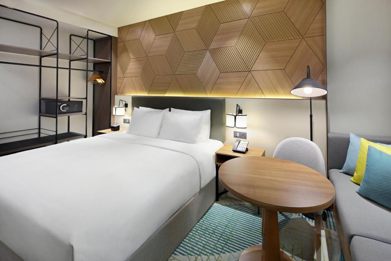 Holiday Inn Cebu City By Ihg Exterior foto